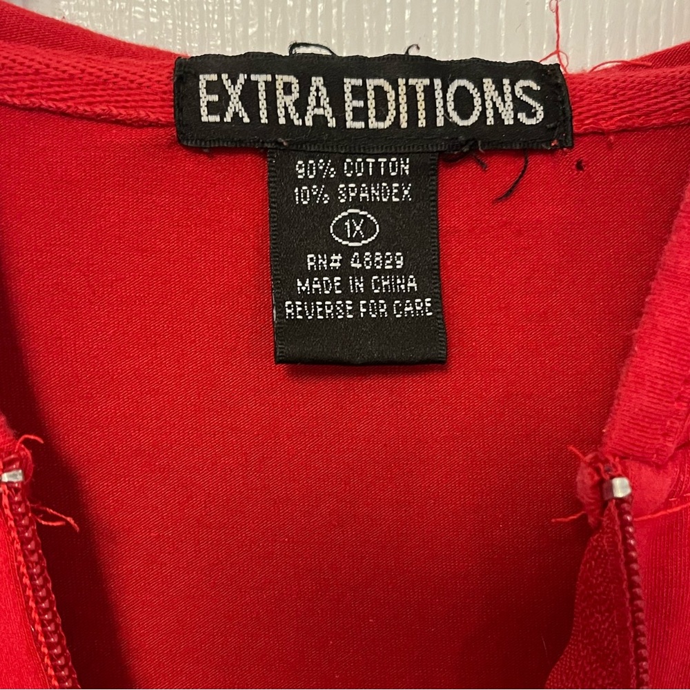 Red Rouched Hoodie - Picture 3 of 6